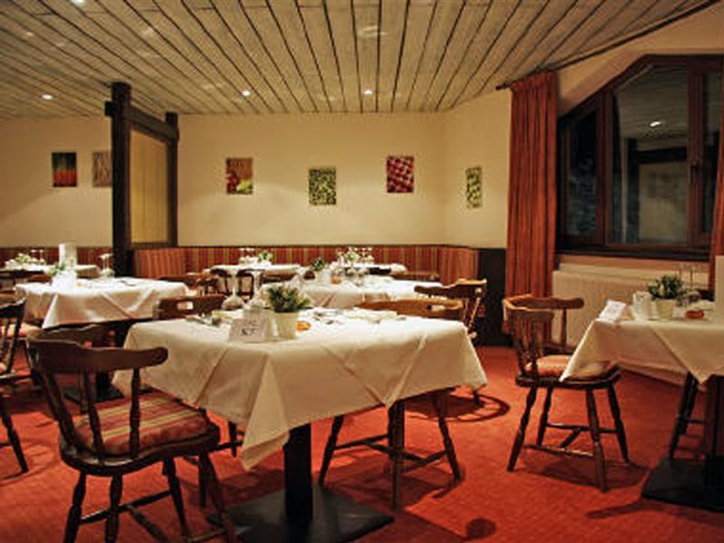 Hotel Mooserkreuz Санкт Антон ам Арлберг Ресторант снимка